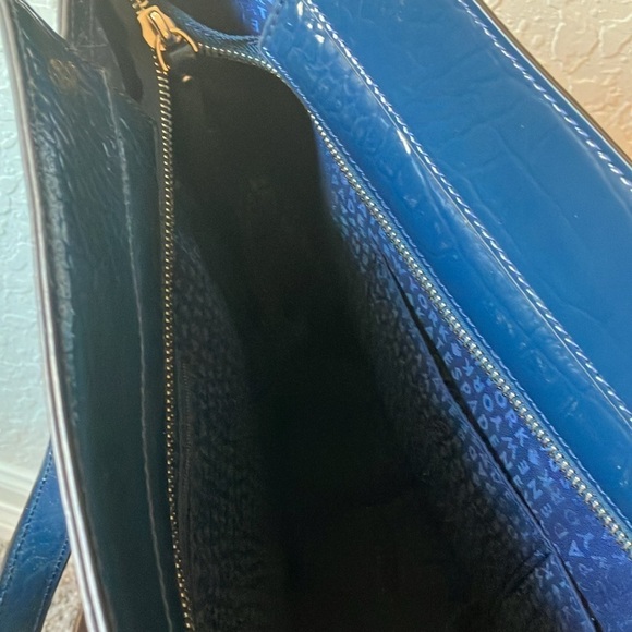 Kate Spade: Elissa Bristol Drive Croc Embossed Tote Bag- Petrol Blue - Picture 12 of 16
